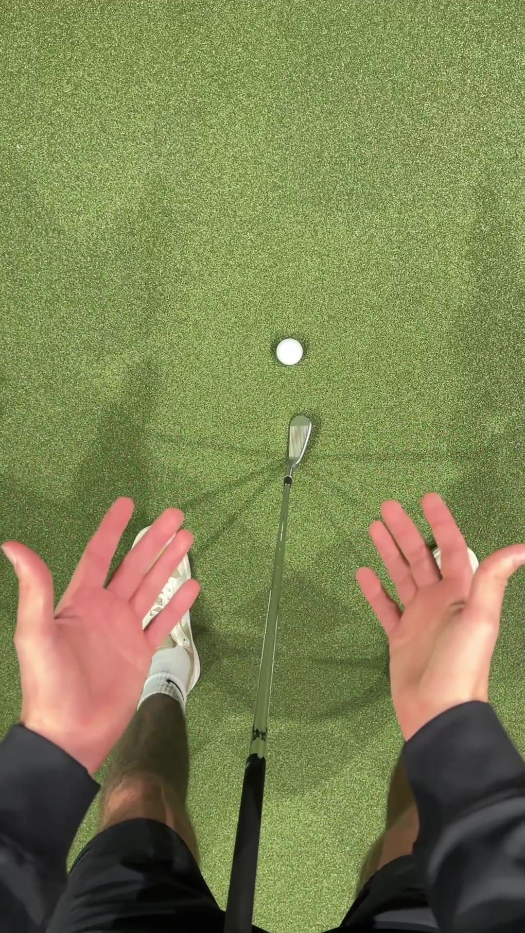 HOW TO GRIP THE GOLF CLUB